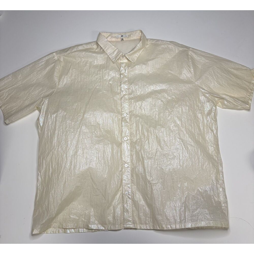 BP. Shiny Holographic Iridescent Tan Button Up T- Shirt Men's 70s 80s Disco.